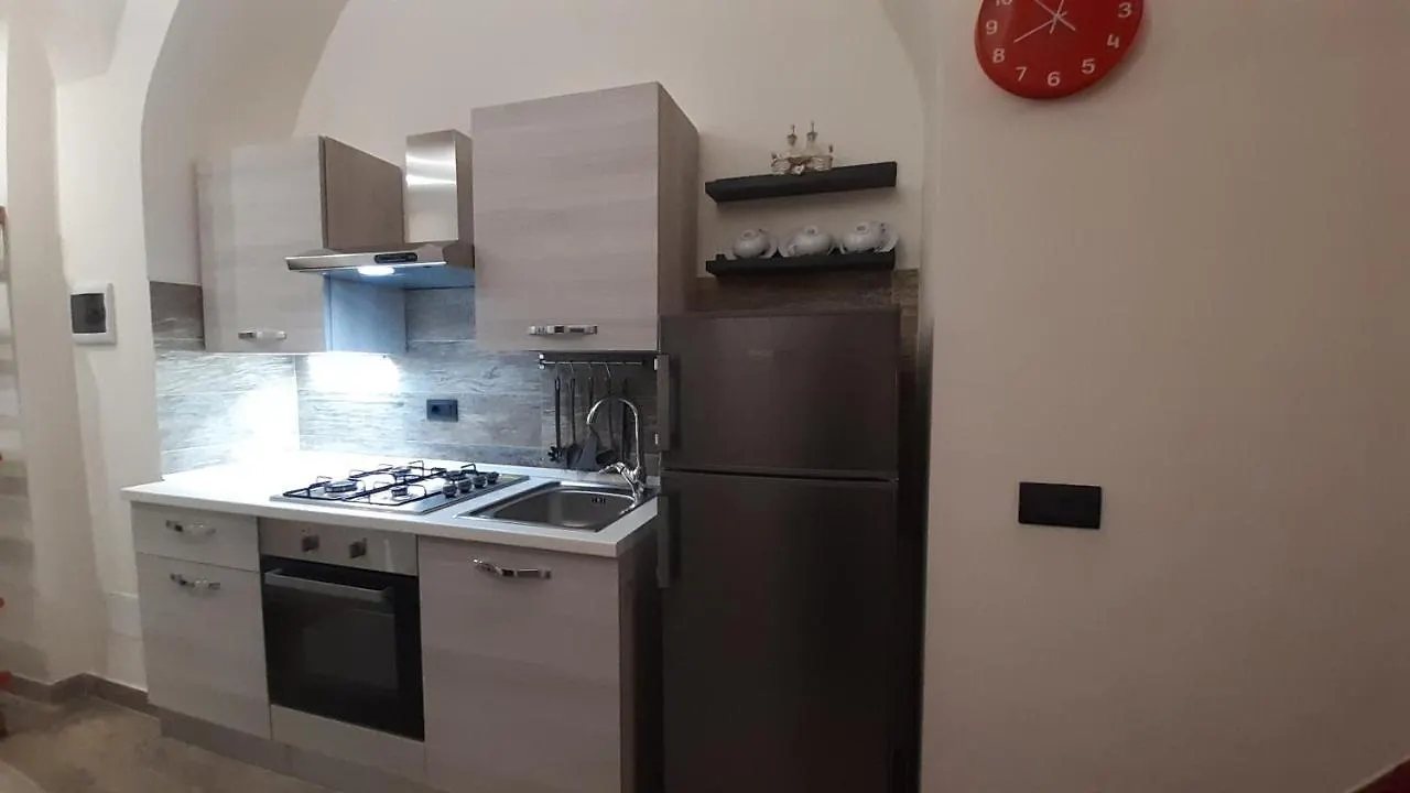 Appartamento Casa Serravalle Aeroporto di Catania Fontana Rossa Italia